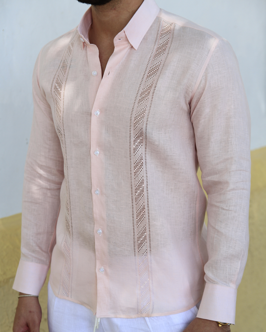 Camisa en lino bordada