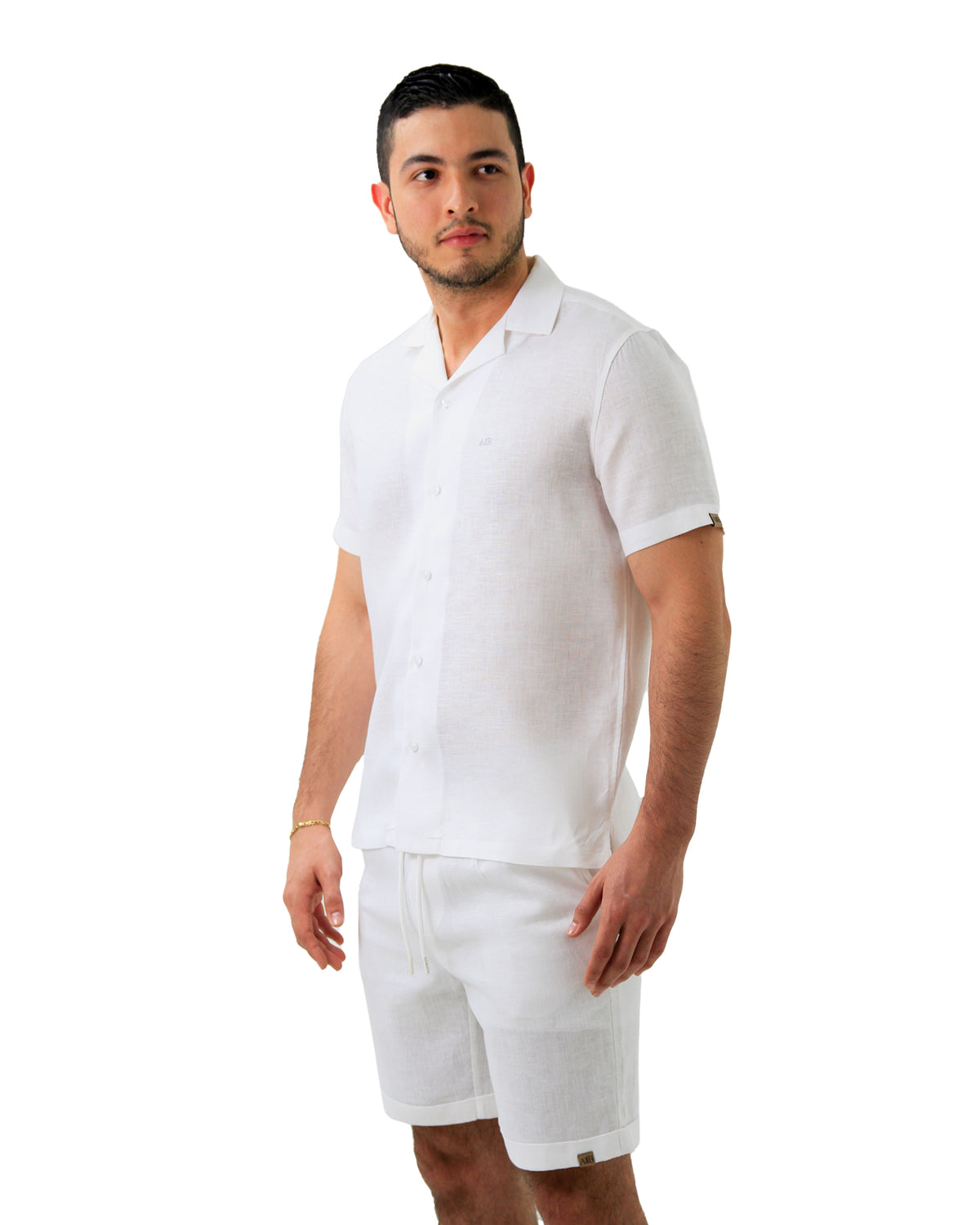 Short-sleeved linen shirt
